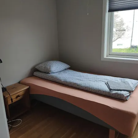 Feelhome 4- Bedroms Njords Veg Apartment