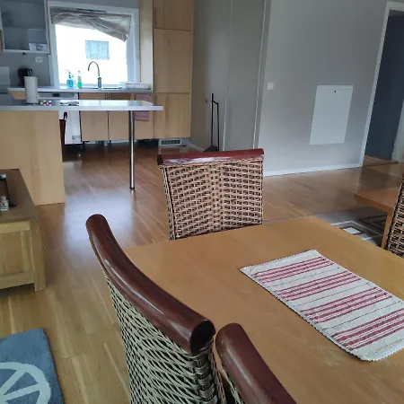 Feelhome 4- Bedroms Njords Veg Tromsø